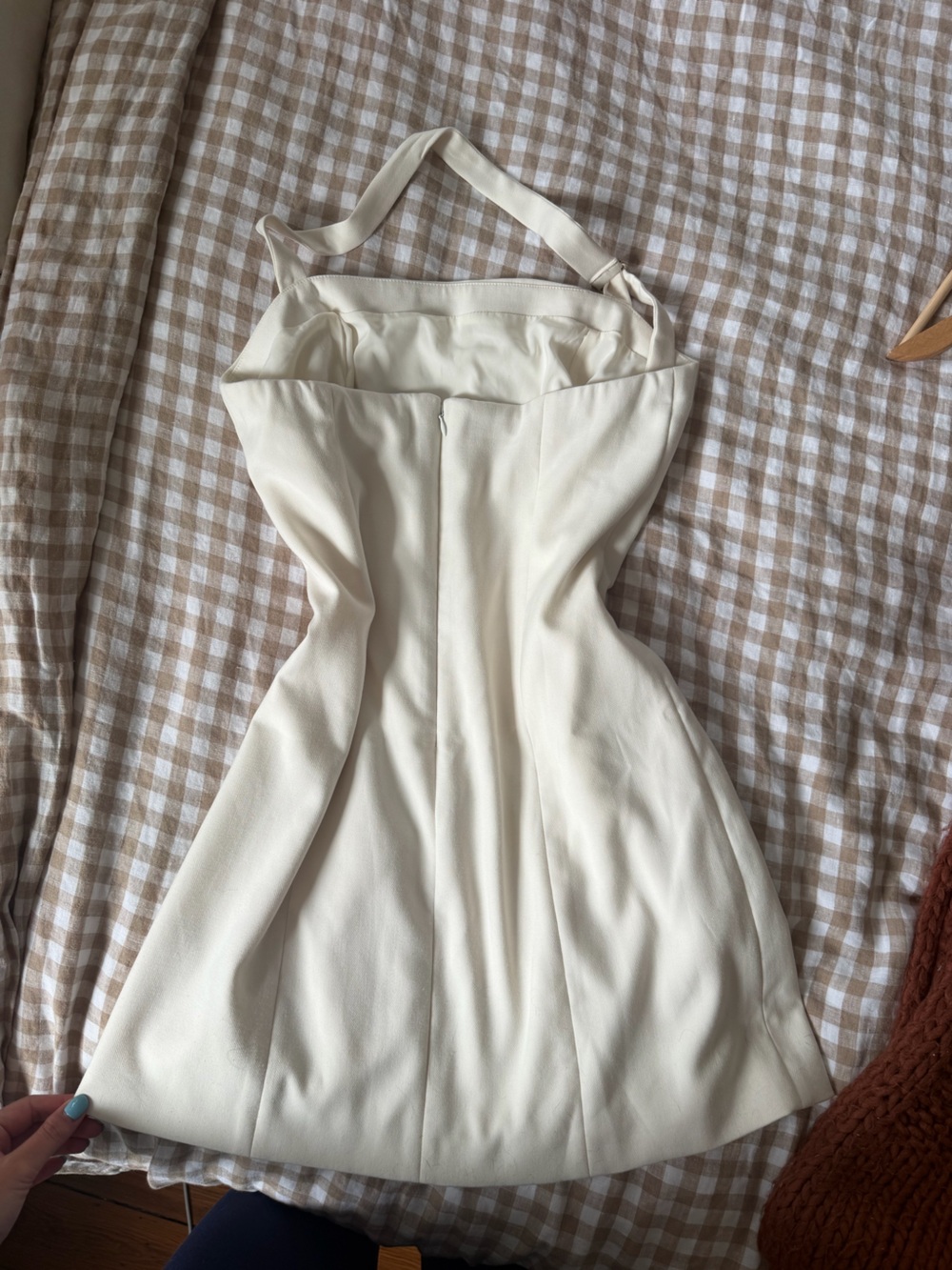 Abercrombie & Fitch Cream Halter Tailored Mini Dress in Size Medium - Picture 4 of 8